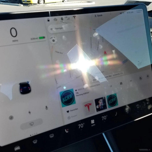 How to Reduce Glare on Your Tesla Screen