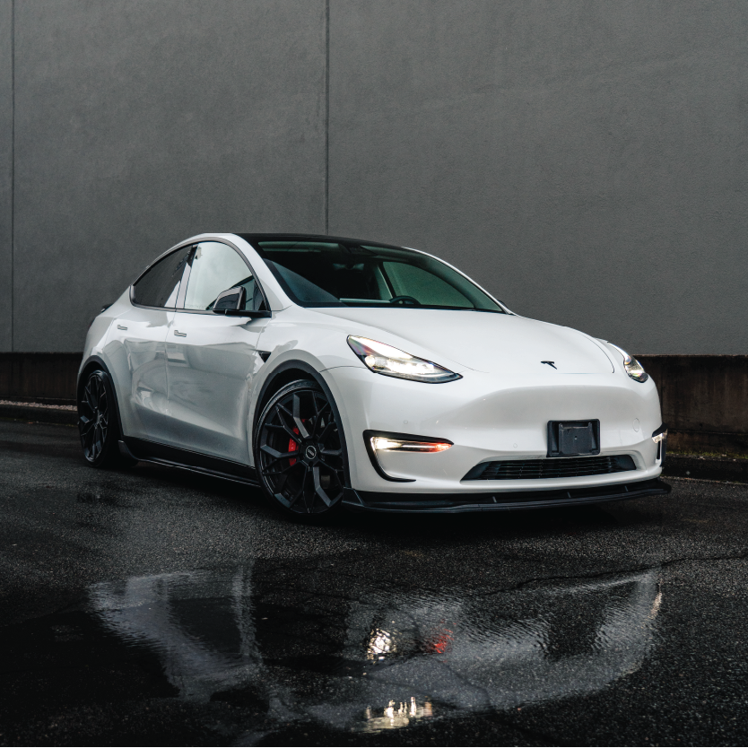 Model Y Sport Front Lip/Splitter (3pc) - Gloss/ Matte Black
