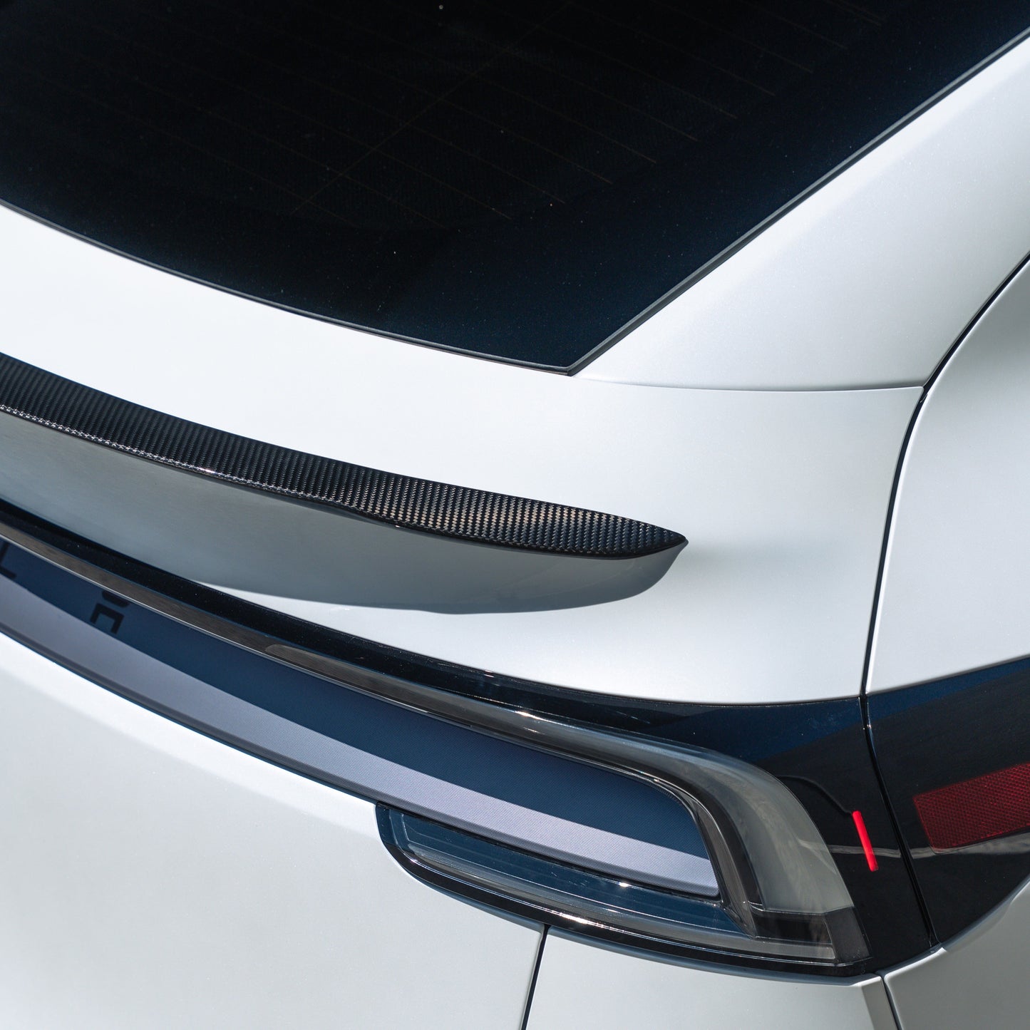 Model Y Juniper 2025+ Genuine Carbon Fiber Rear Trunk Performance Spoiler V2 (OEM Highland Style)