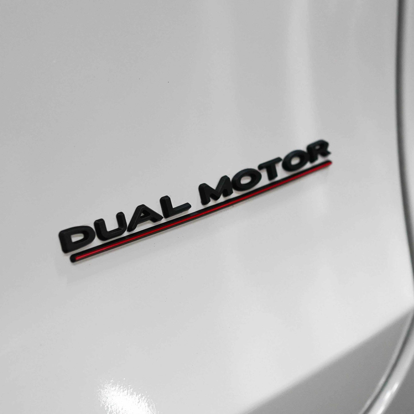 Model 3/Y Dual Motor Badge - Gloss/Matte Black