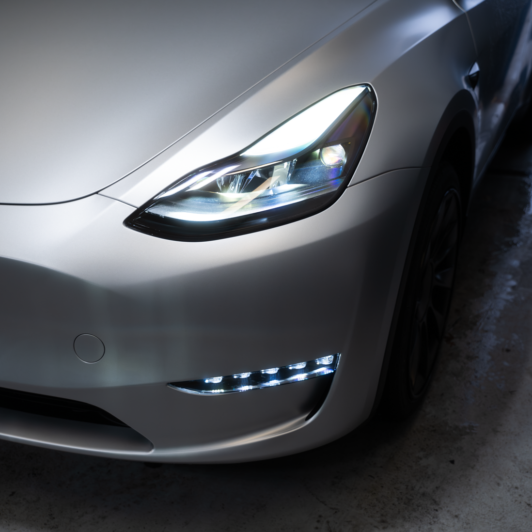 Model 3/Y LED Fog Light Replacement Light