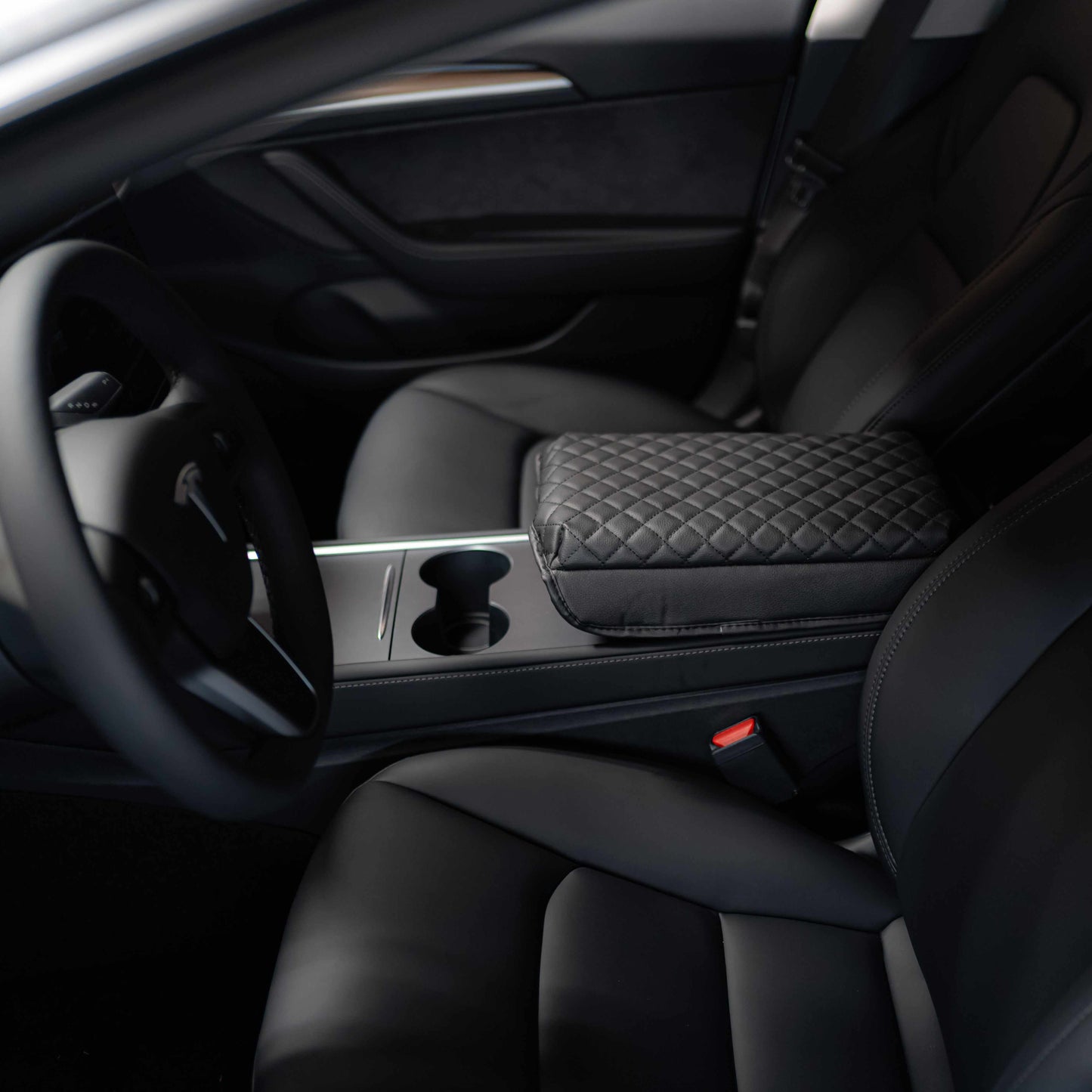 Model 3/Y Padded Black Leather w/ Diamond Stitching Armrest Cover
